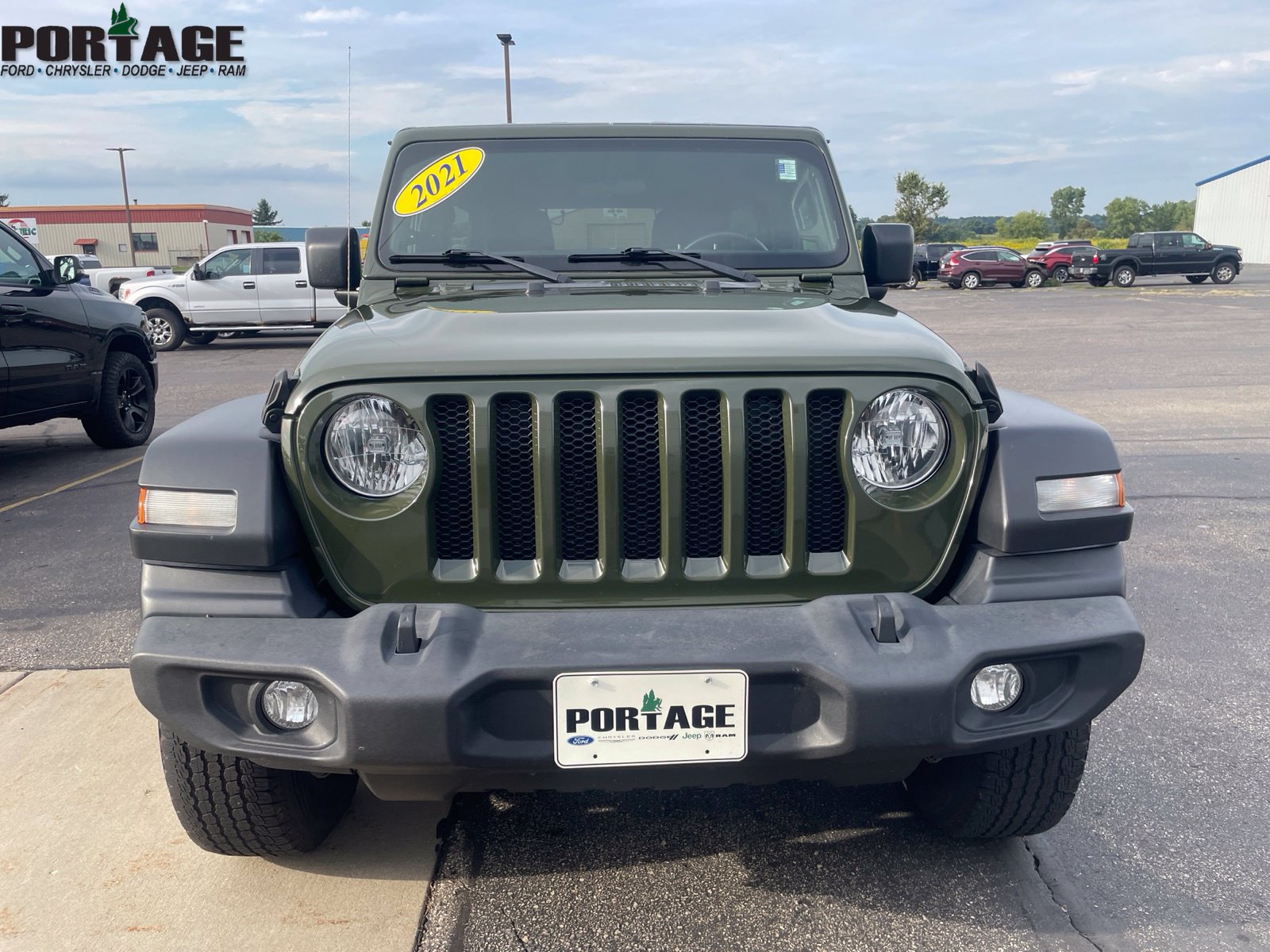 Used 2021 Jeep Wrangler Unlimited Sport AWD/4WD image 2