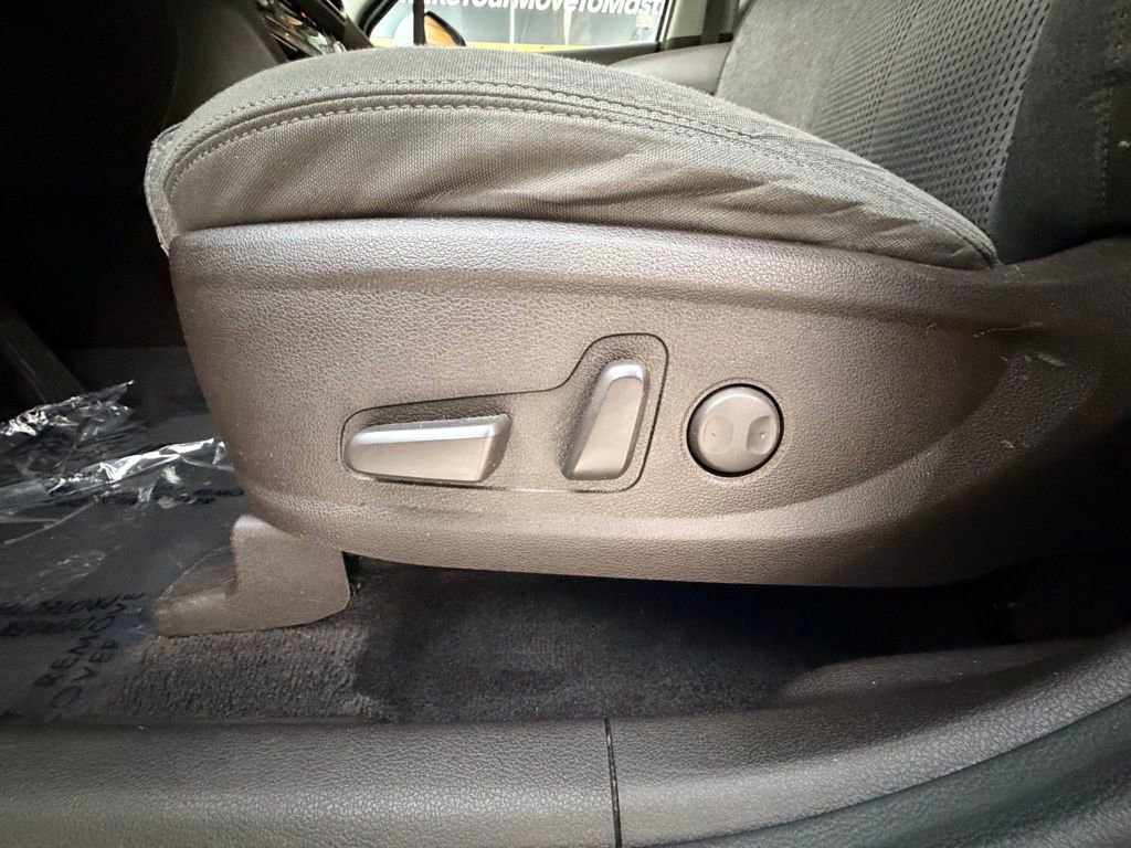 Used 2019 Hyundai Santa Fe SEL image 23