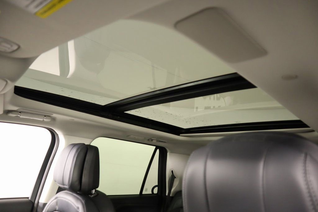 New 2025 Lincoln Navigator Reserve image 16