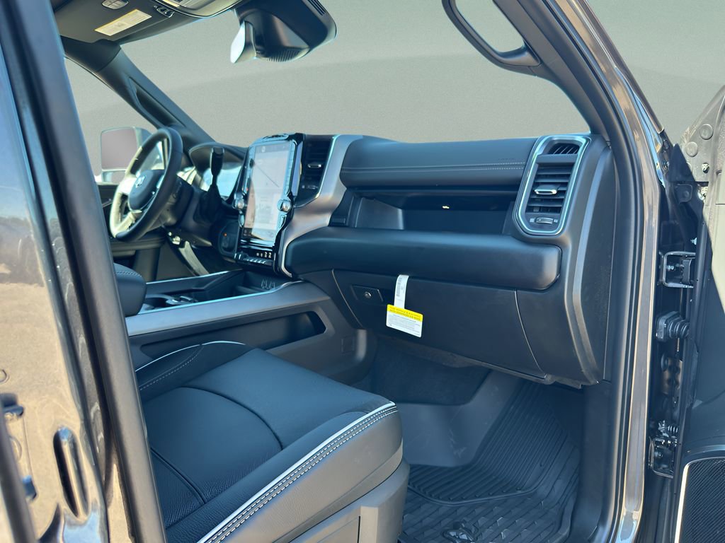 New 2025 RAM 2500 Laramie image 28