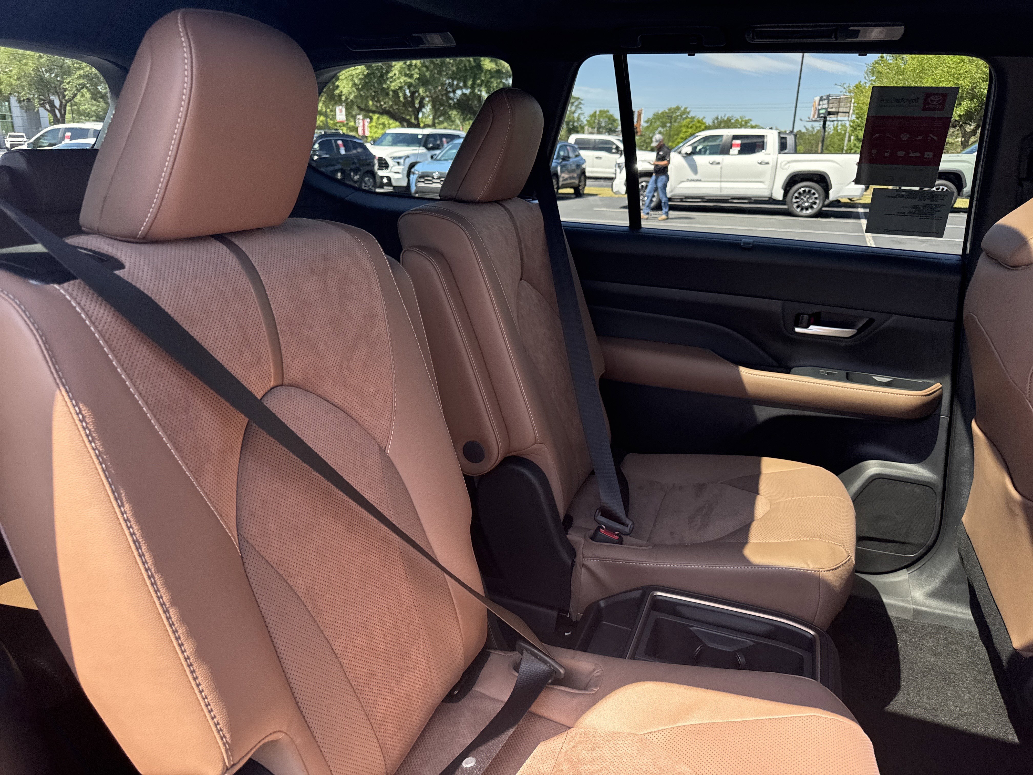 New 2026 Toyota Grand Highlander AWD Hybrid image 35