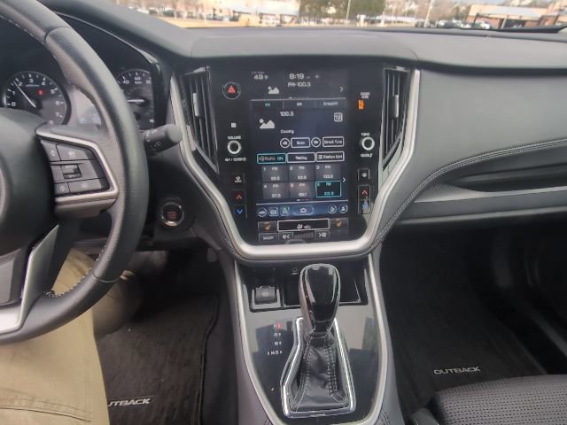 Used 2025 Subaru Outback Premium image 21