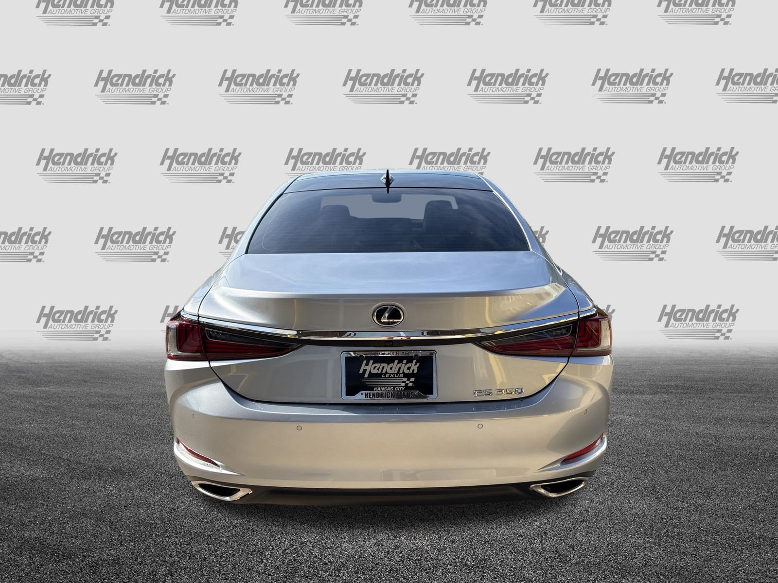 Certified 2022 Lexus ES 350 w/ Premium Package FWD image 9