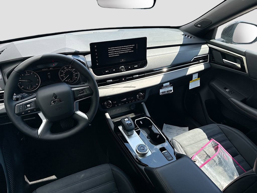 New 2026 Mitsubishi Outlander LE FWD image 22