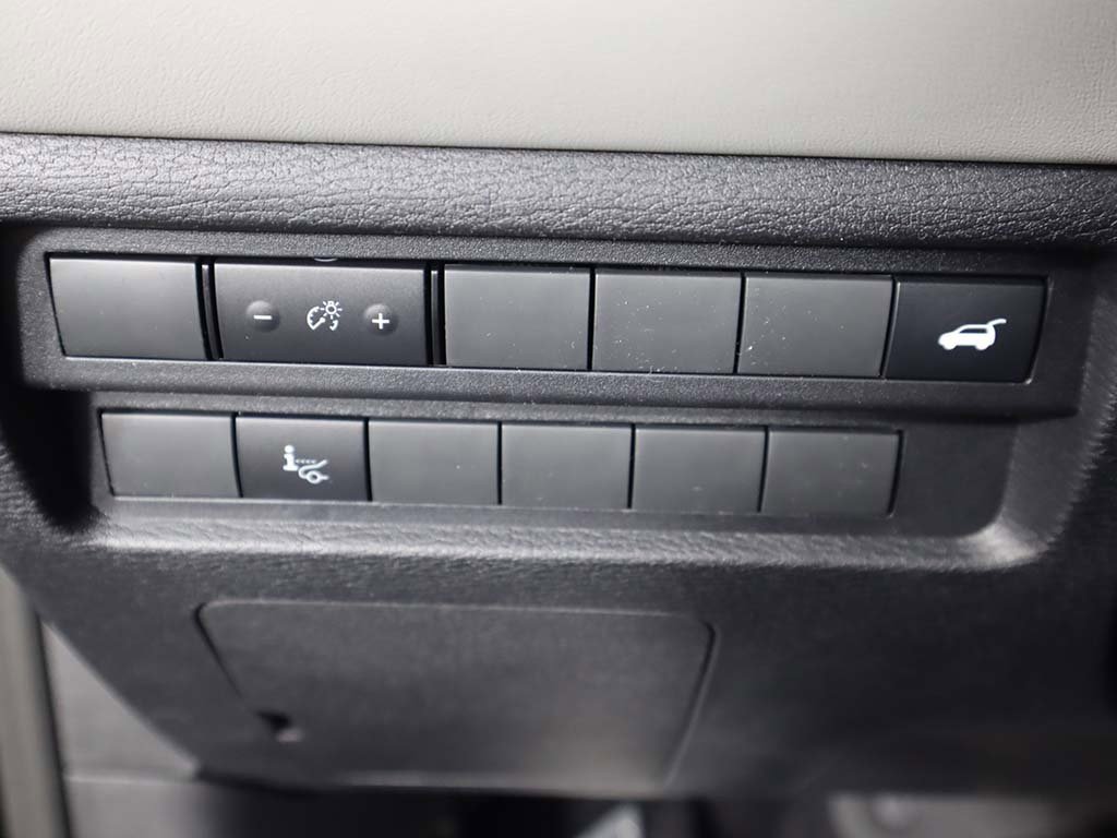 New 2025 Mitsubishi Outlander AWD image 41