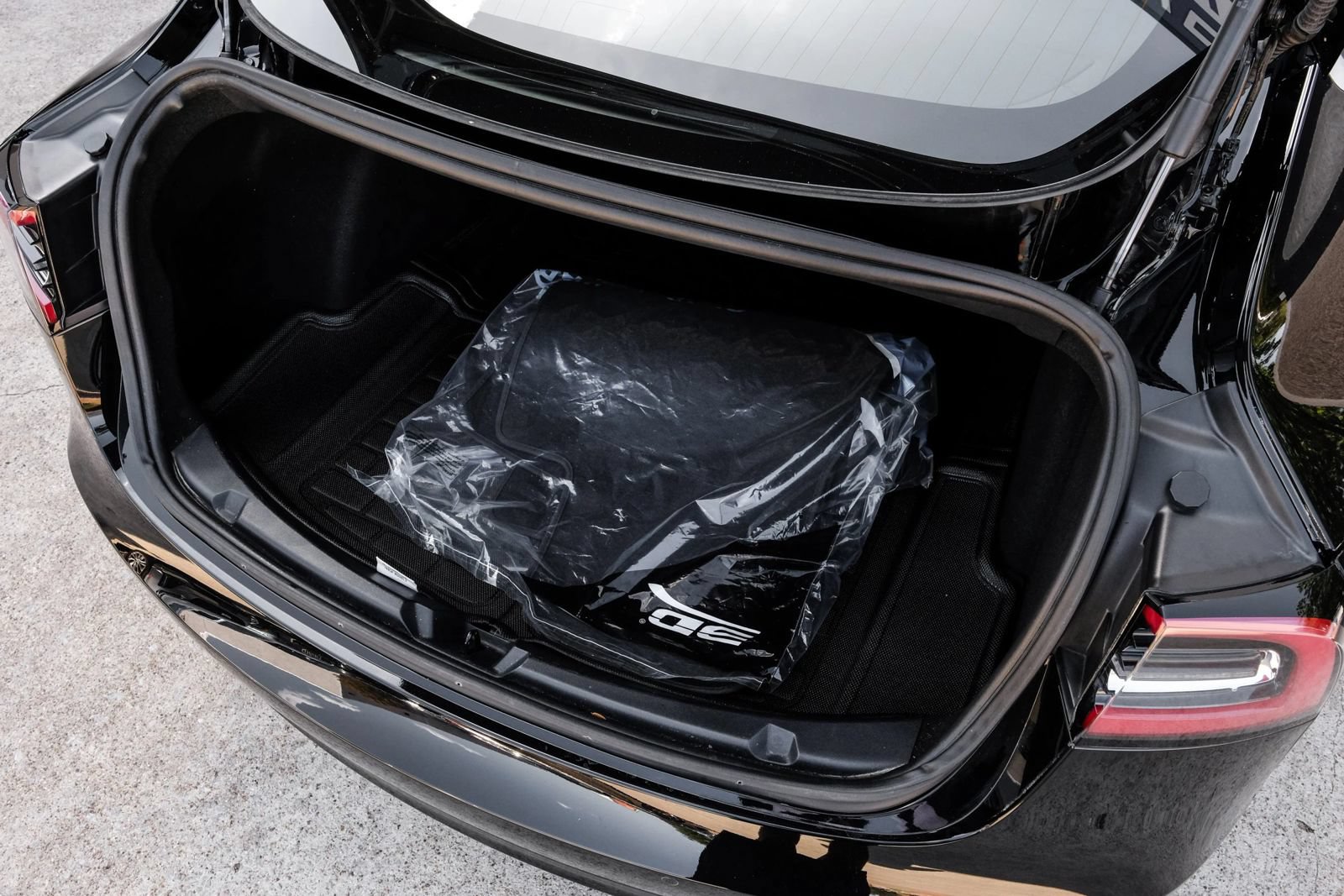 Used 2018 Tesla Model 3 Long Range RWD image 50