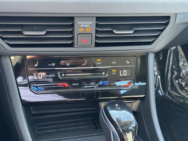 New 2026 Volkswagen Jetta SE FWD image 23