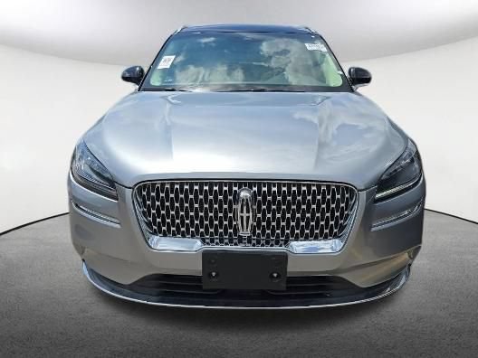 Used 2022 Lincoln Corsair AWD w/ Premium Package image 2
