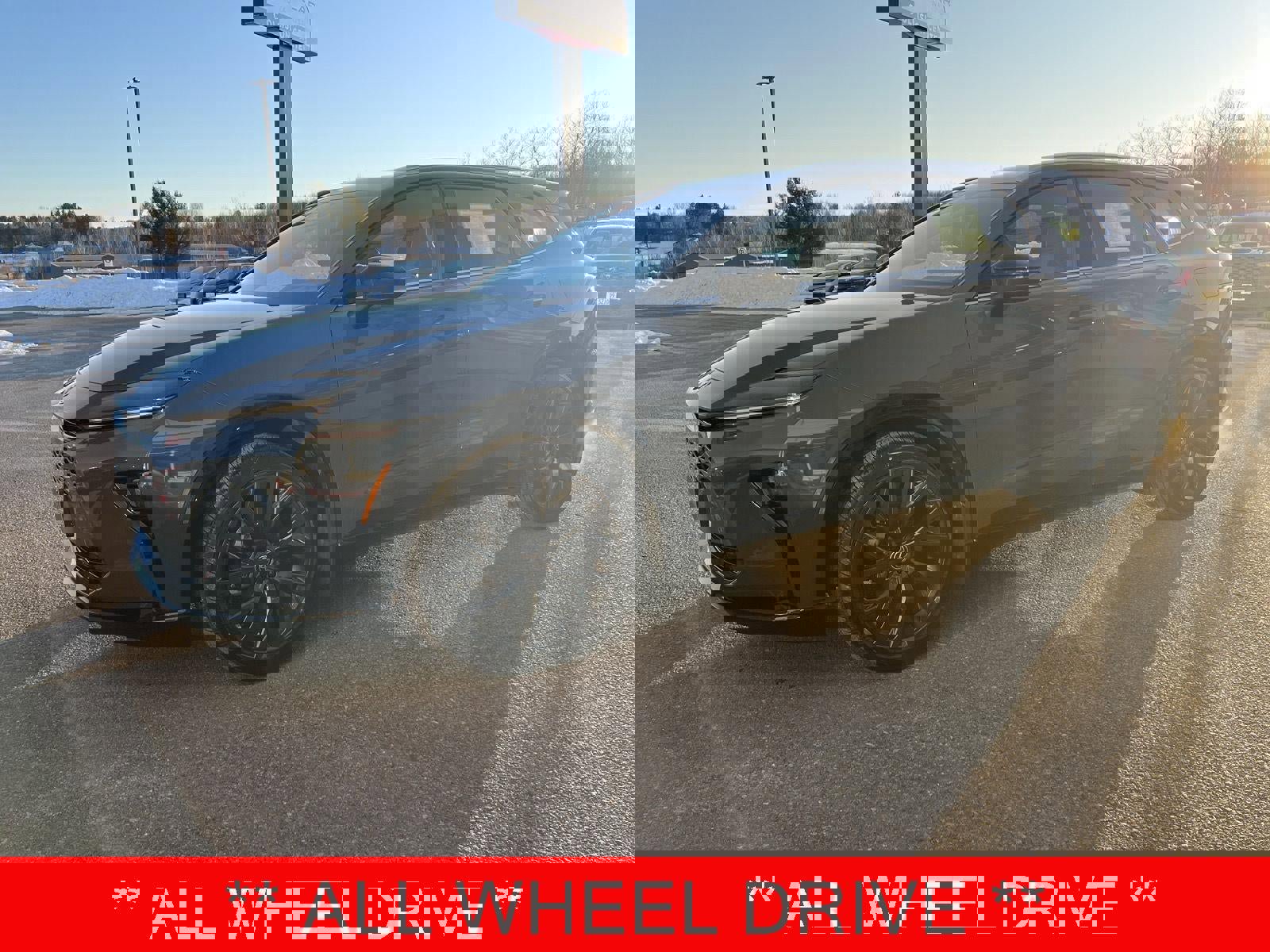 Used 2025 Toyota Crown Signia Limited w/ Advanced Technology Package image 4