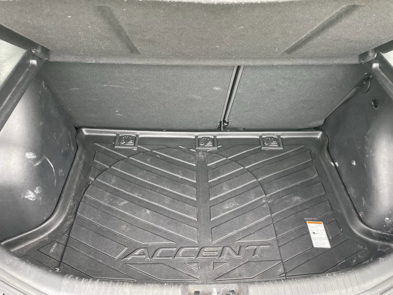 Used 2015 Hyundai Accent GS image 18