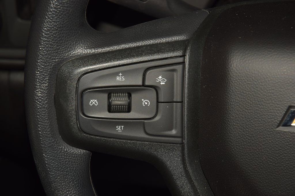 Used 2025 Chevrolet Silverado 3500 W/T w/ WT Convenience Package AWD/4WD image 27