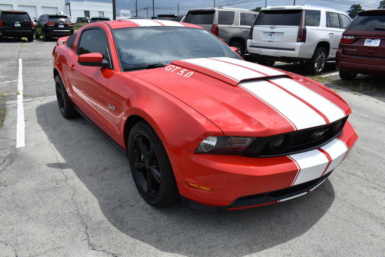 Used 2011 Ford Mustang GT RWD image 4