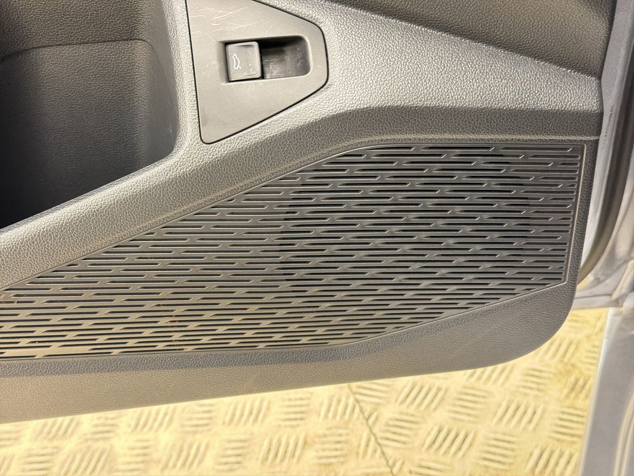 Used 2025 Volkswagen Jetta S FWD image 20