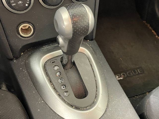 Used 2011 Nissan Rogue S image 9