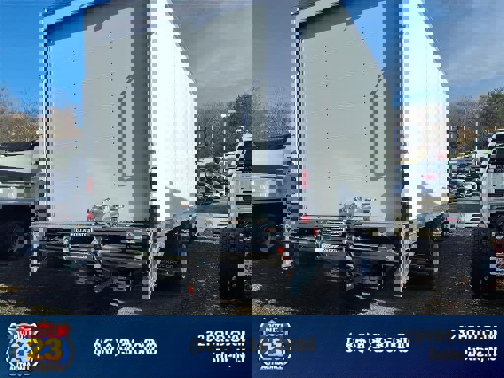 New 2026 Ford E-450 and Econoline 450 Super Duty w/ Power Equipment Group image 5