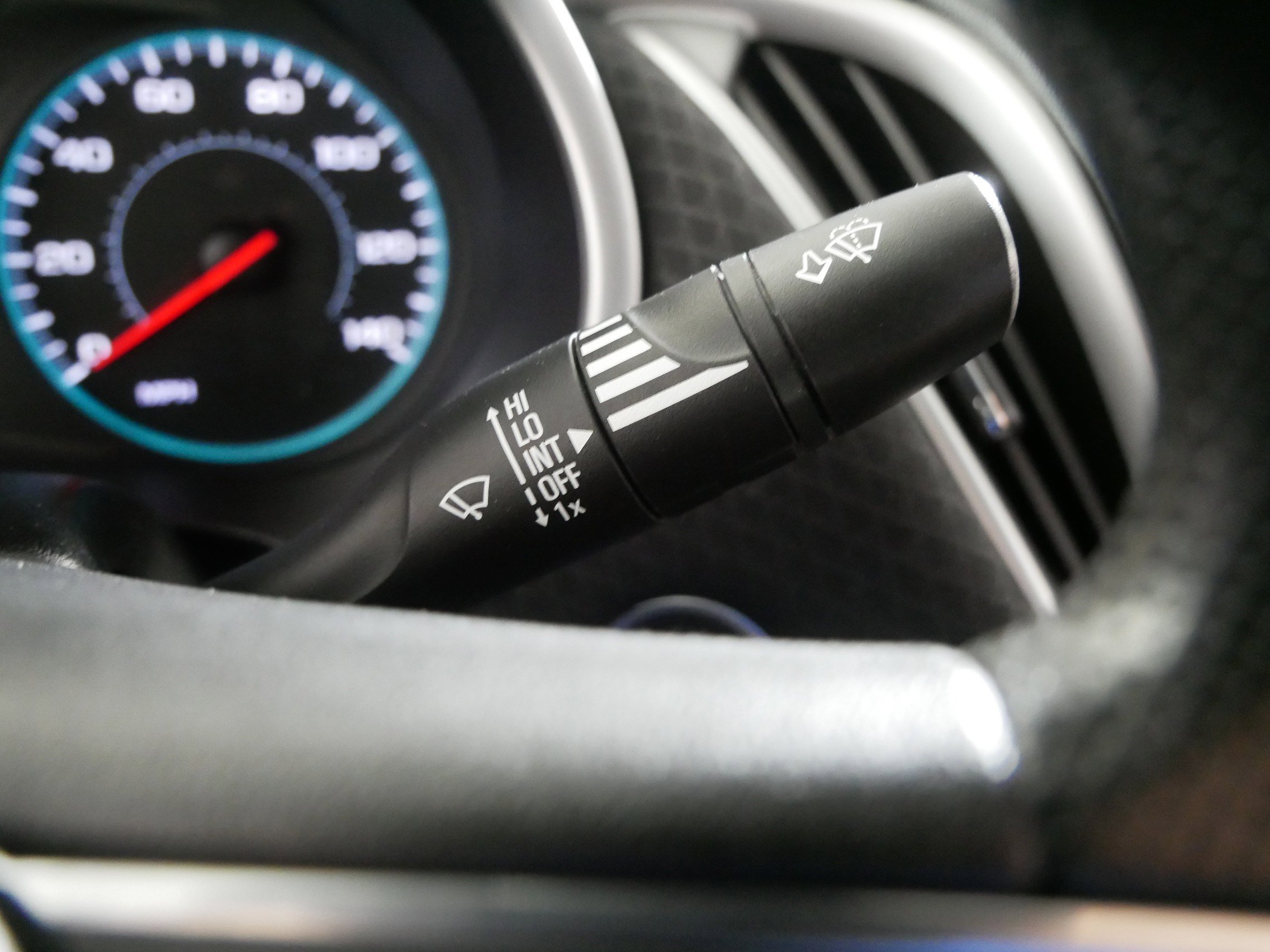 Used 2023 Chevrolet Malibu LT image 32