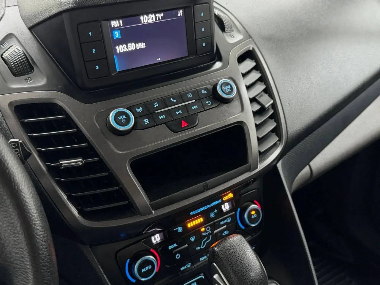 Used 2020 Ford Transit Connect XL FWD image 30