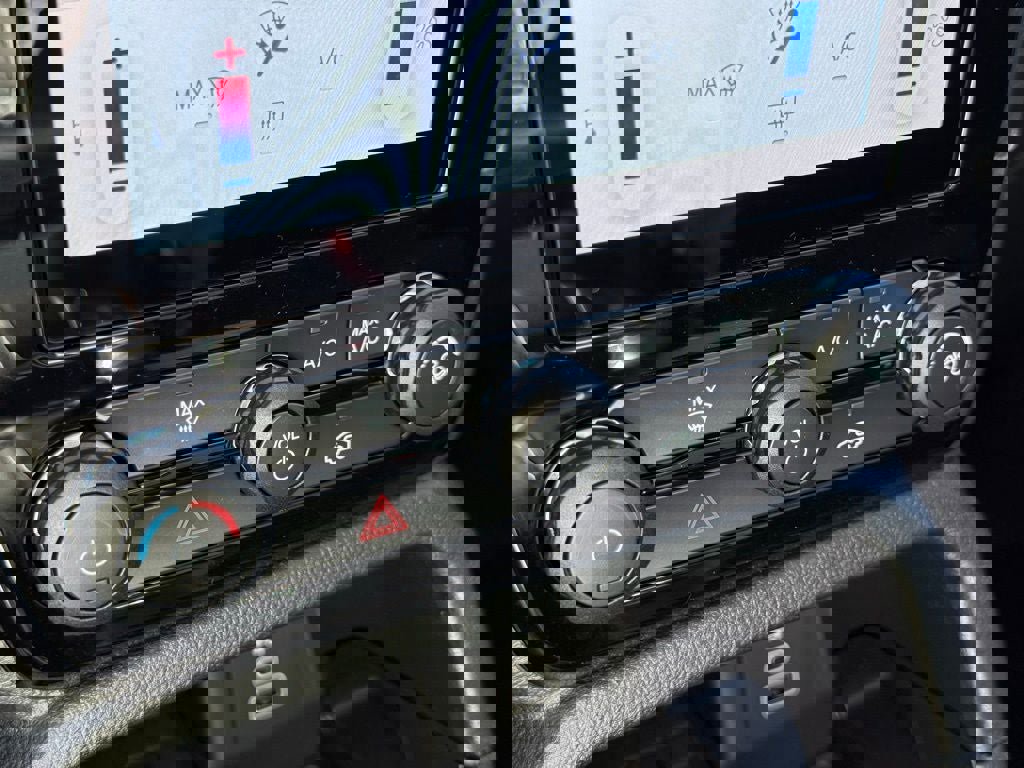 New 2025 Ford Ranger XLT w/ FX4 Off-Road Package image 28