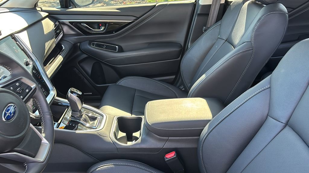 Used 2025 Subaru Outback Touring w/ Popular Package #2 image 23