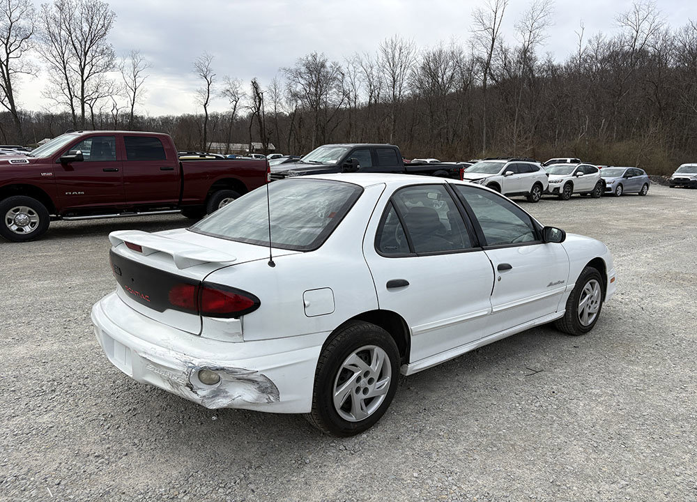 Used 2001 Pontiac Sunfire SE w/ Special Edition Pkg image 1