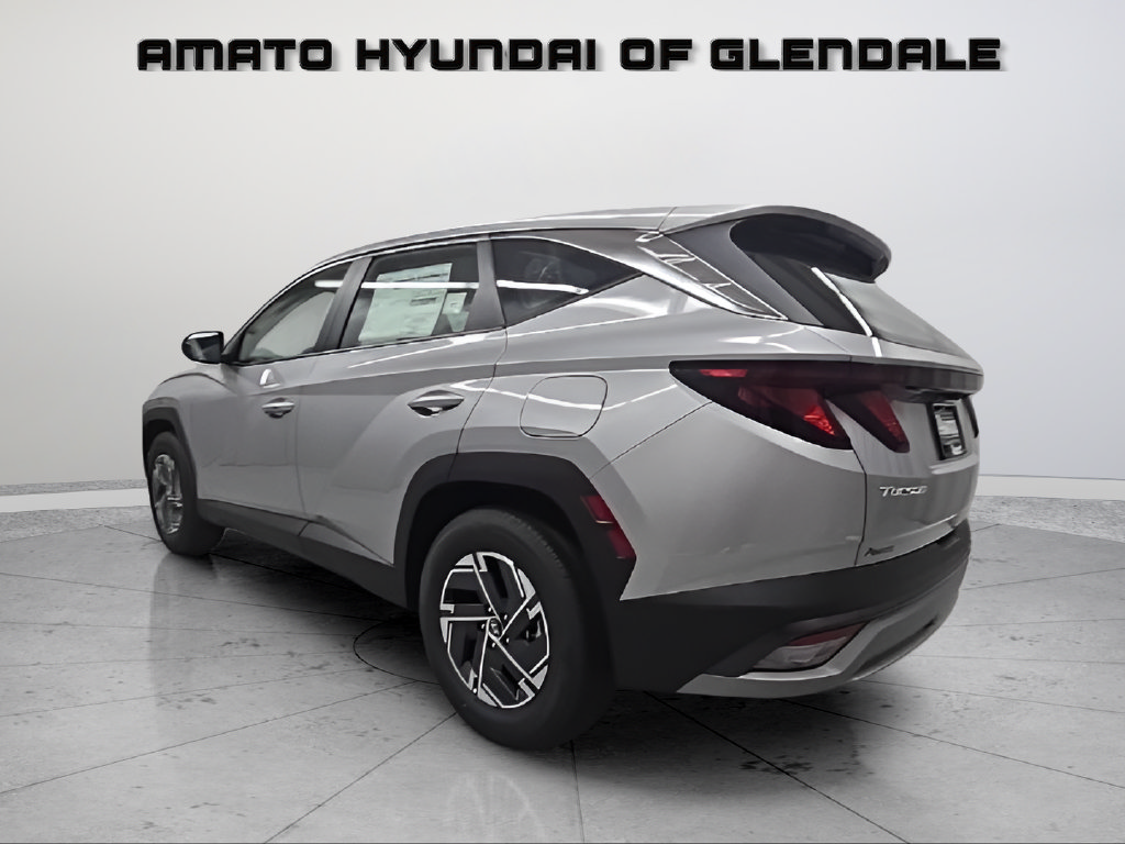 New 2026 Hyundai Tucson Blue SE FWD image 4
