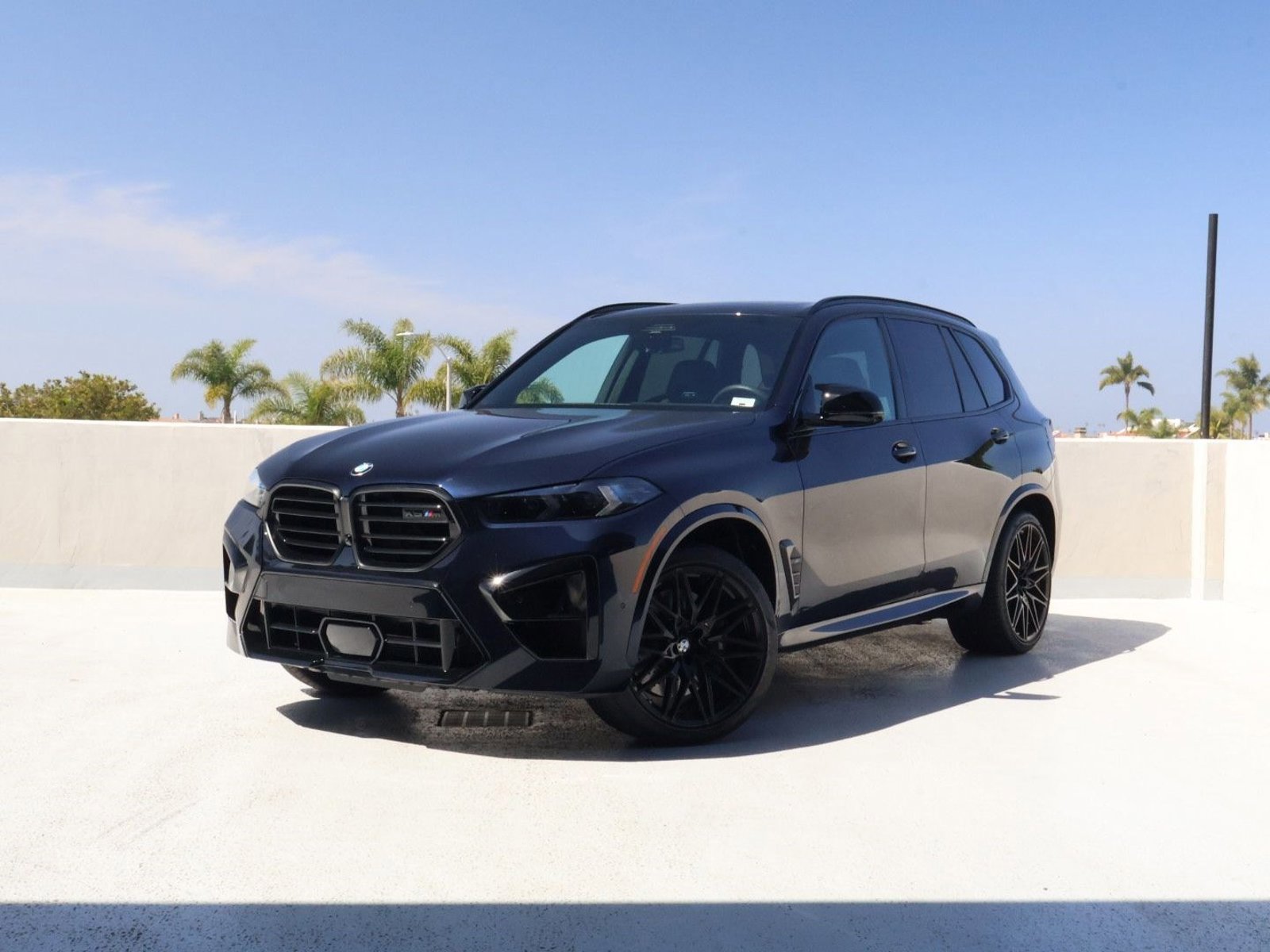 Used 2025 BMW X5 M Competition w/ Executive Package AWD/4WD video 1