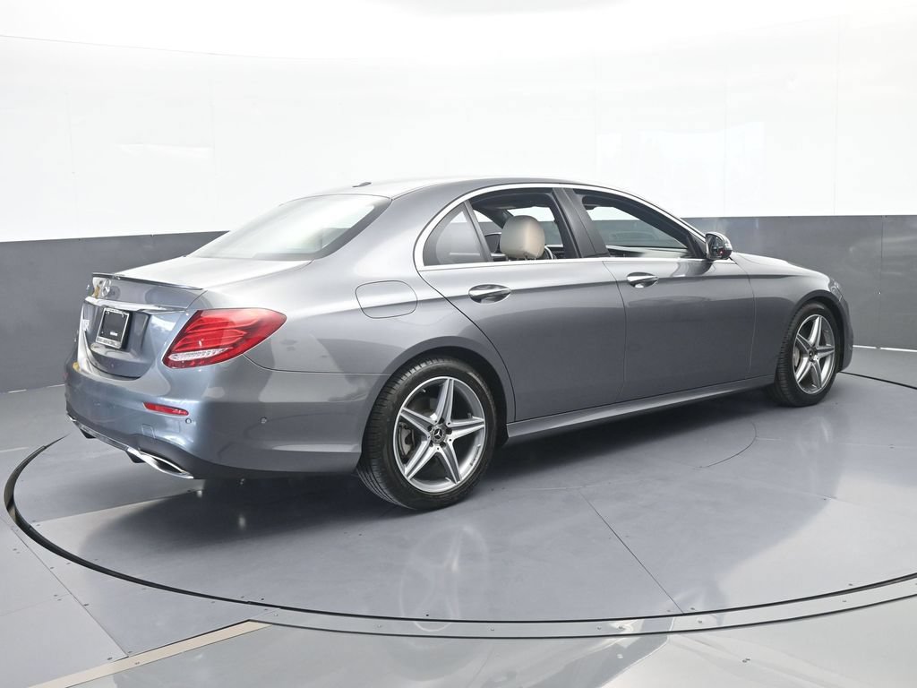 Used 2019 Mercedes-Benz E 300 image 6