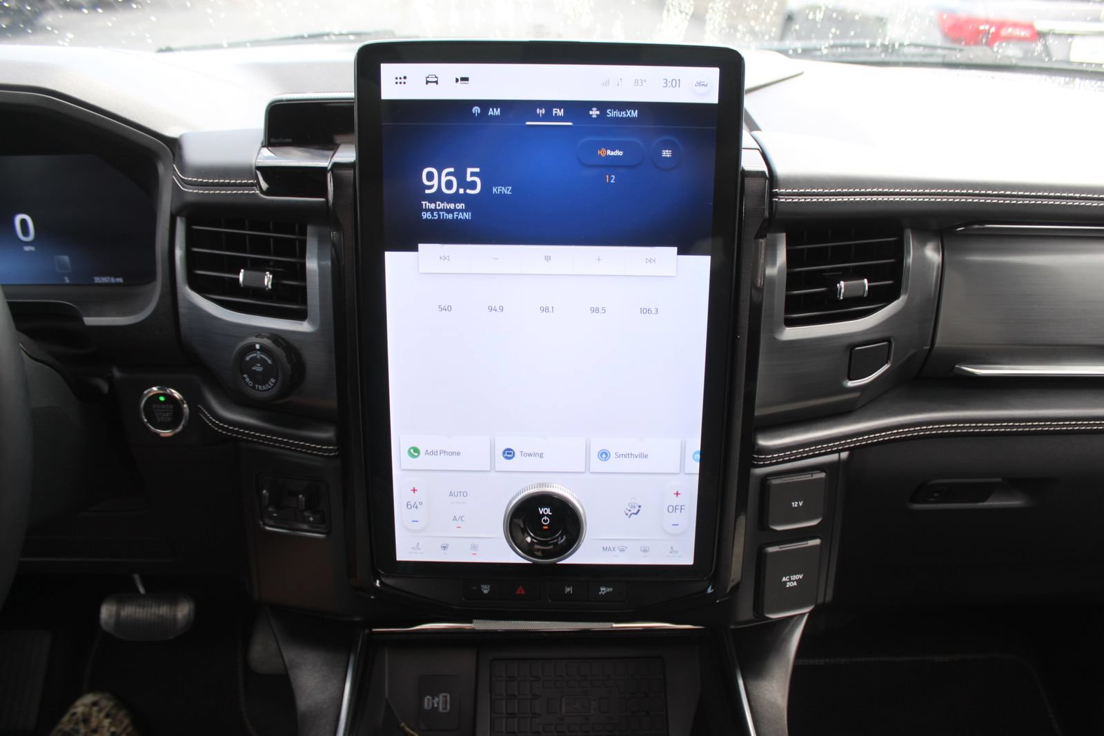 Used 2023 Ford F150 Lightning Platinum AWD/4WD image 45
