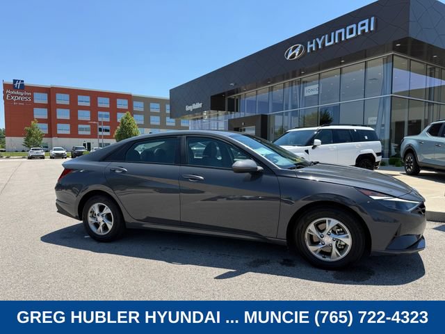 Used 2023 Hyundai Elantra SE FWD image 1
