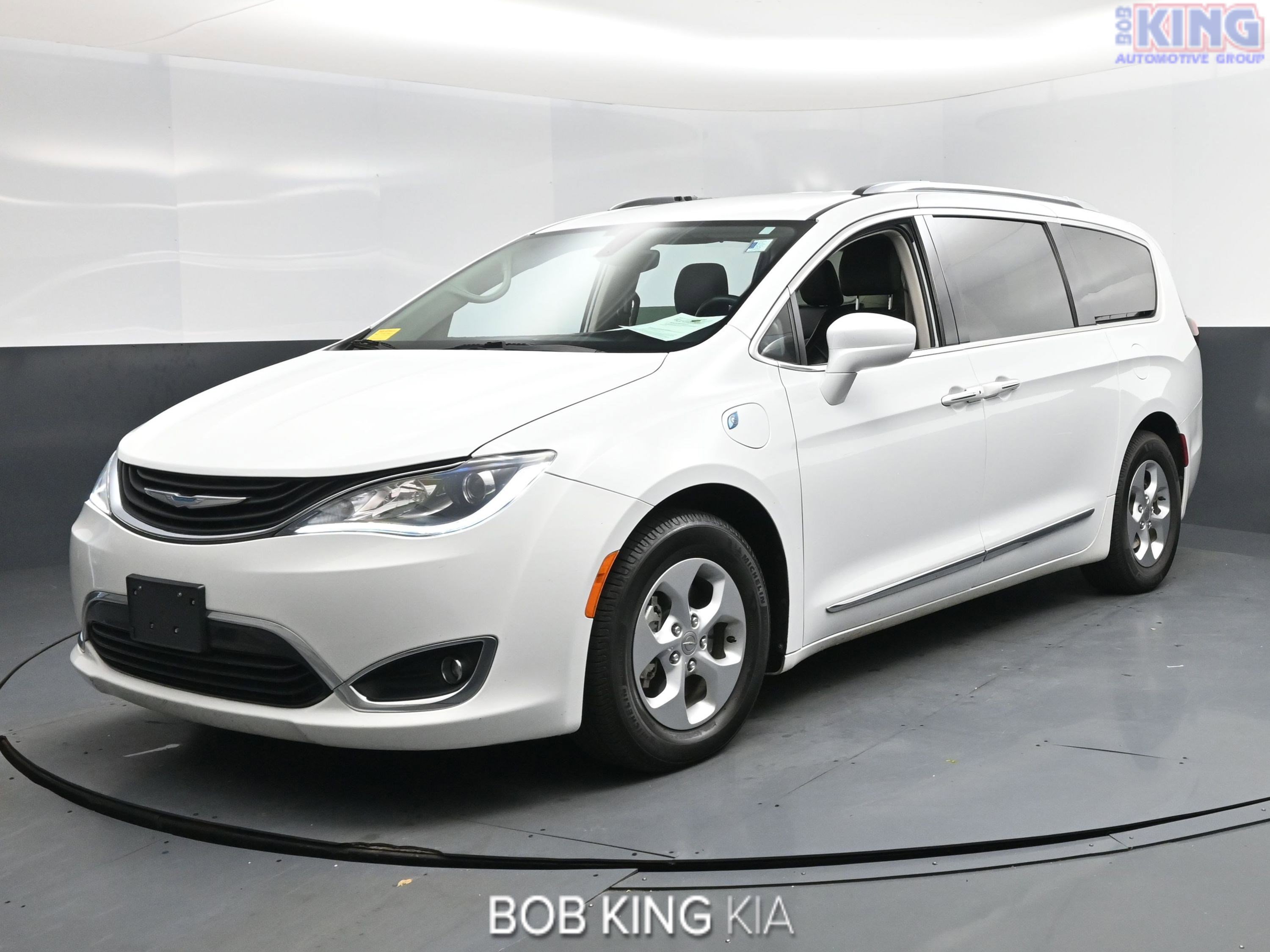Used 2018 Chrysler Pacifica Touring-L