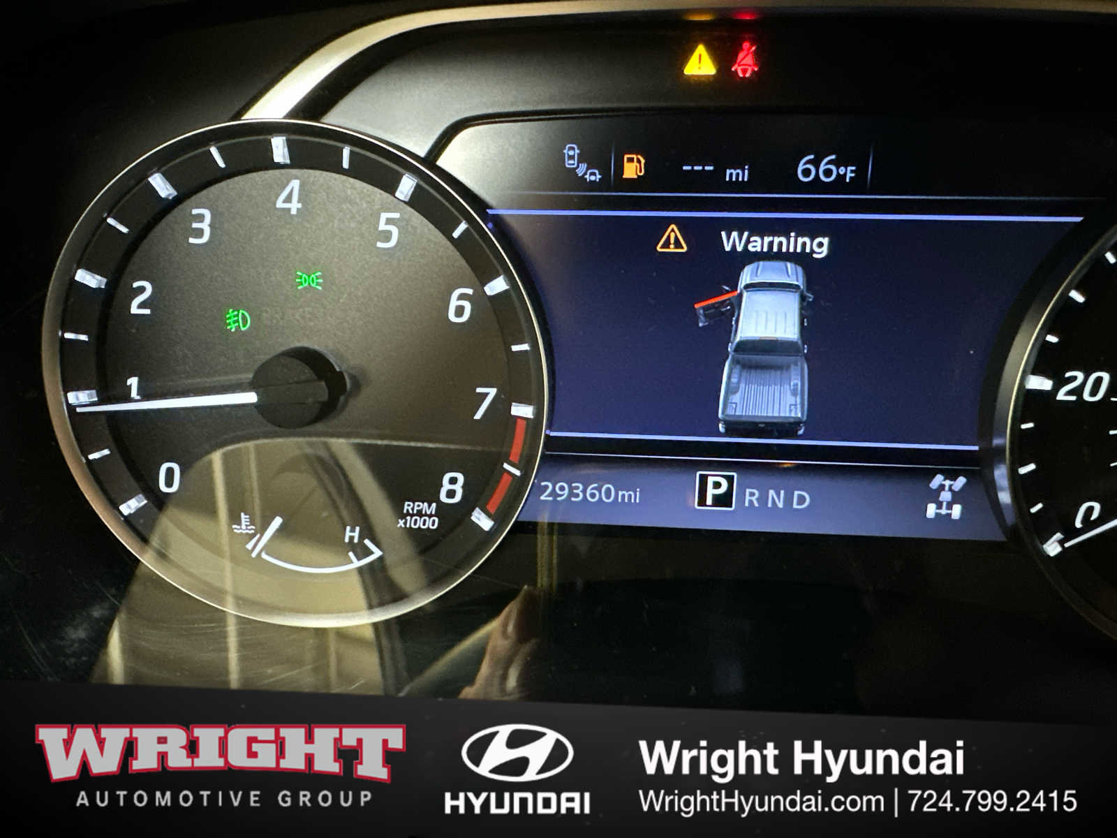 Used 2023 Nissan Frontier SV w/ Midnight Edition Package image 23