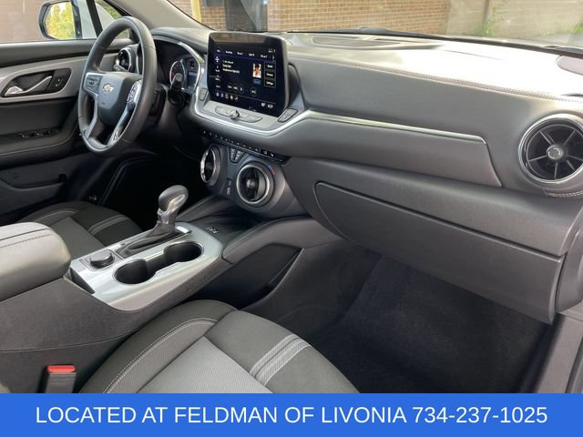 Certified 2024 Chevrolet Blazer LT w/ Convenience Package FWD image 27