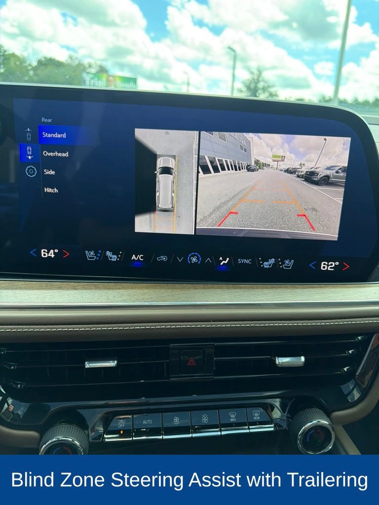 Used 2025 Chevrolet Suburban High Country RWD image 19