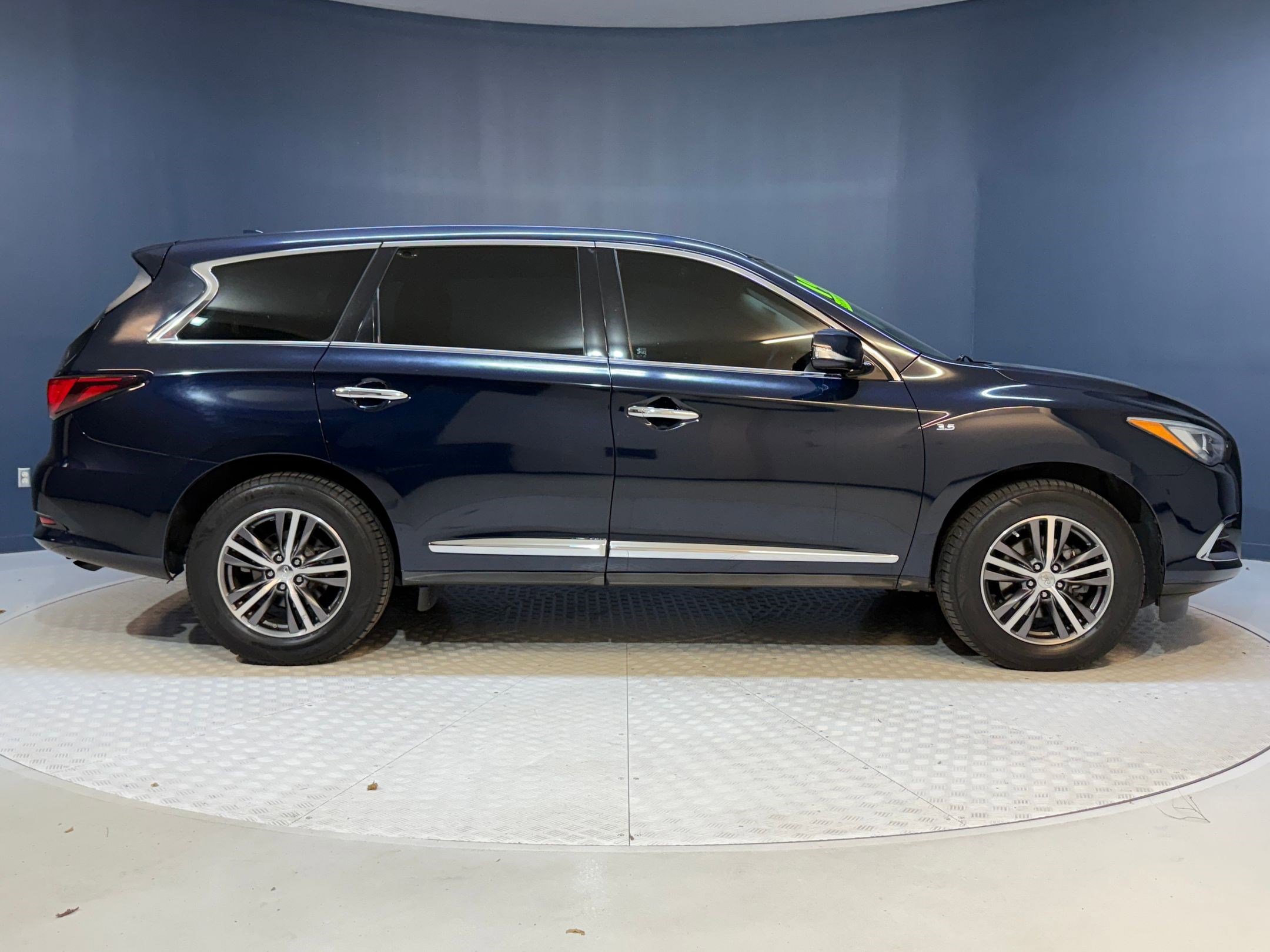 Used 2019 INFINITI QX60 Pure image 8