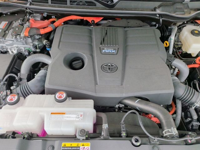 New 2025 Toyota Tundra Platinum AWD/4WD image 35