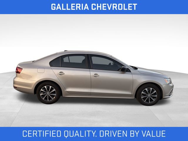 Used 2016 Volkswagen Jetta S FWD image 2
