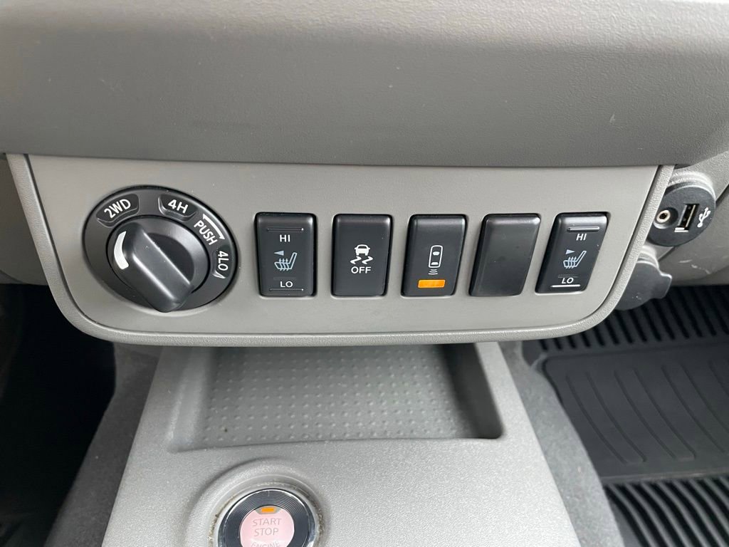 Used 2020 Nissan Frontier SV AWD/4WD image 14