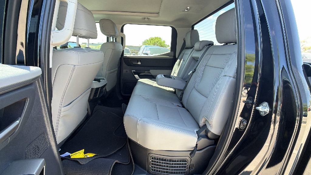 Used 2023 Toyota Tundra Limited image 34