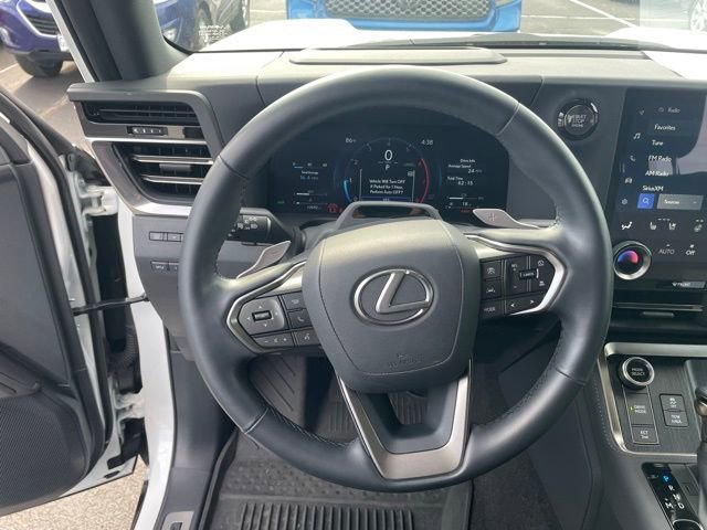 Used 2024 Lexus GX 550 image 10