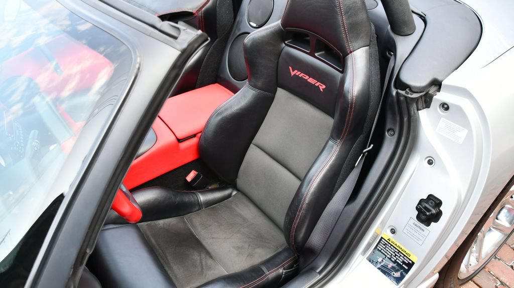 Used 2005 Dodge Viper SRT-10 w/ Mamba Edition Group RWD image 52