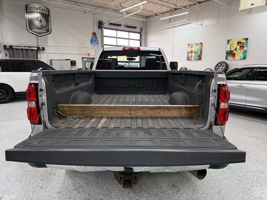 Used 2017 GMC Sierra 2500 SLE w/ Sierra Convenience Package image 5