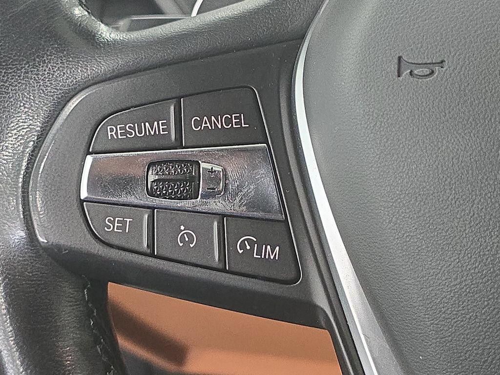 Used 2024 BMW 430i Convertible w/ Premium Package RWD image 10