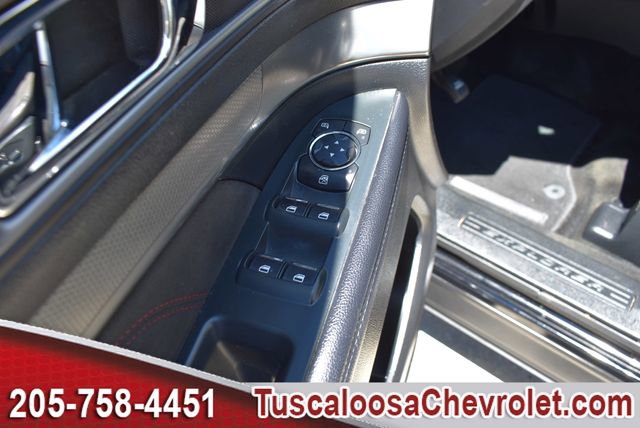 Used 2018 Ford Explorer XLT w/ Equipment Group 202A FWD image 19