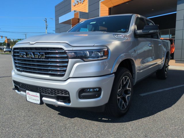 New 2027 RAM 1500 Laramie w/ Laramie Preferred Package AWD/4WD image 8