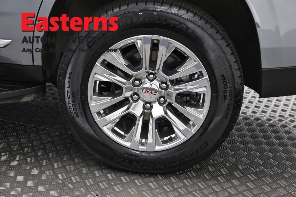 Used 2025 GMC Yukon Denali AWD/4WD image 36