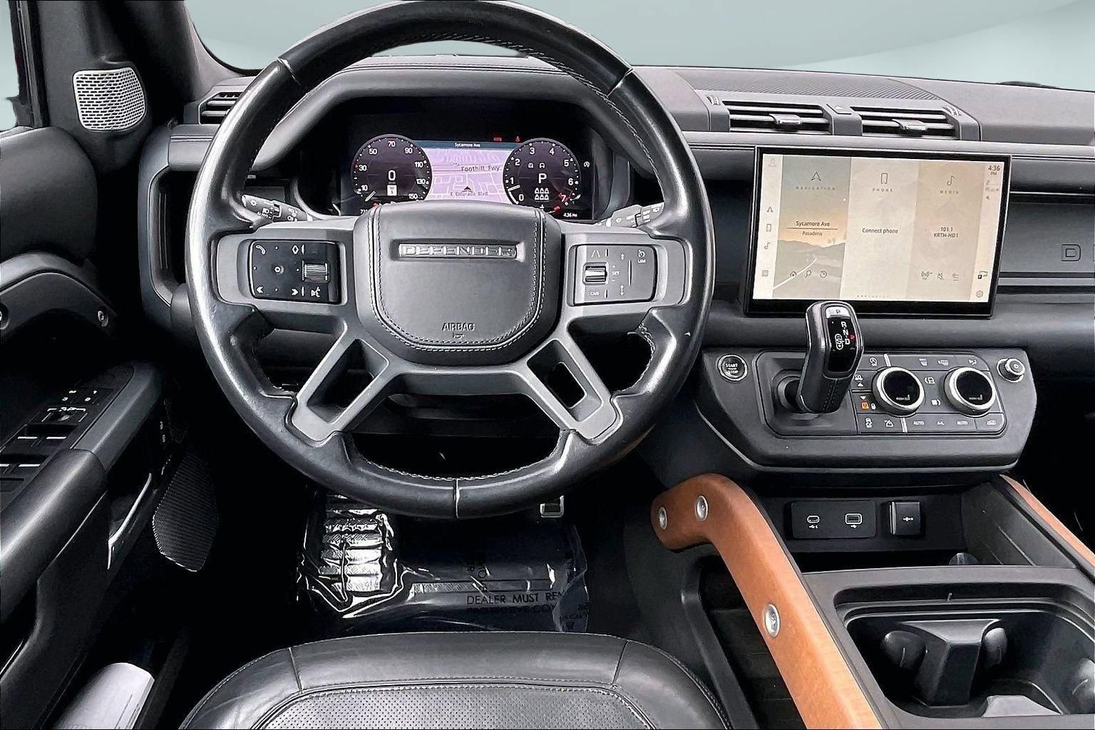 Used 2023 Land Rover Defender 130 X AWD/4WD image 5