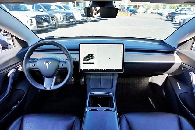 Used 2021 Tesla Model 3 Standard Range Plus image 20