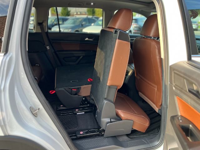 Used 2021 Volkswagen Atlas SE w/ Panoramic Sunroof Package image 30