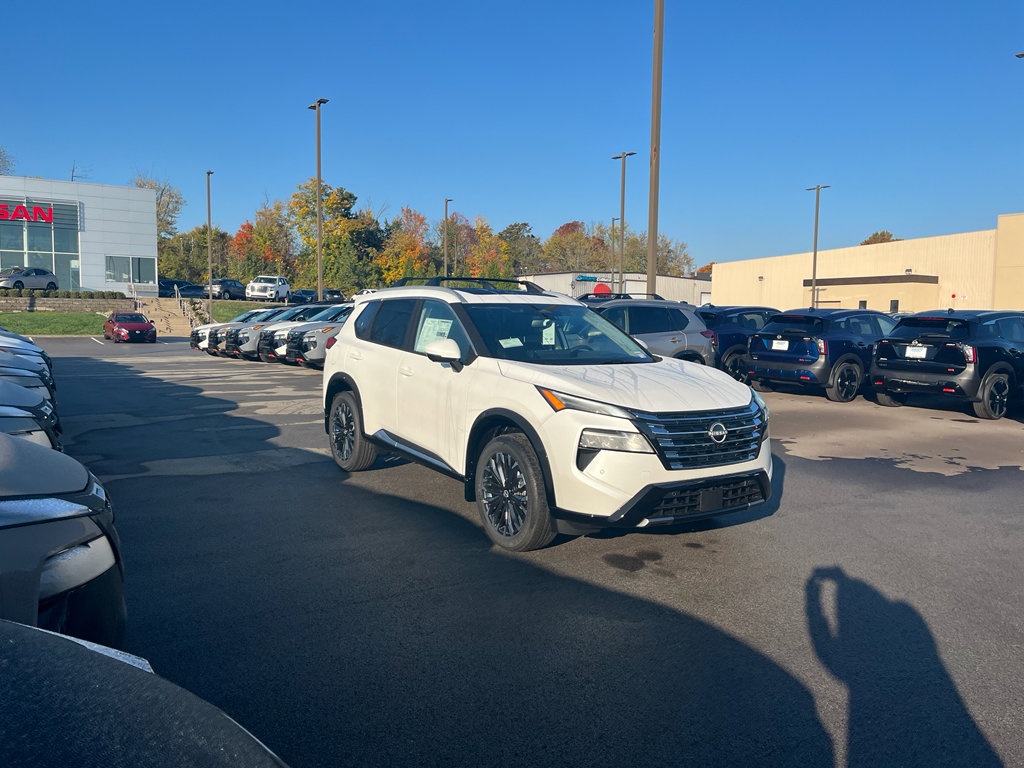 New 2026 Nissan Rogue Platinum image 3