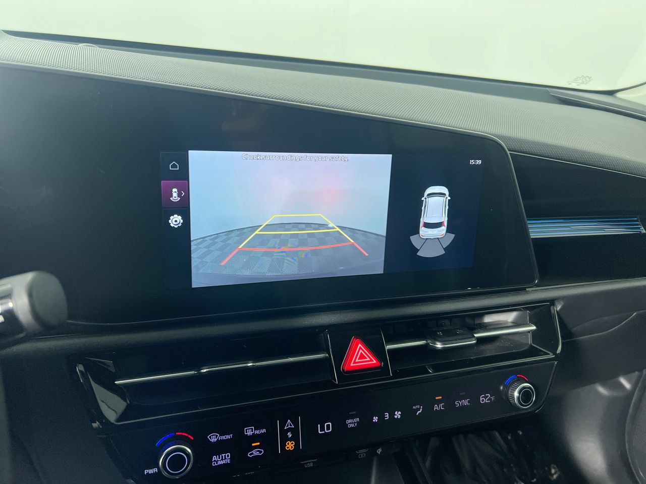 Certified 2025 Kia Niro EX Touring FWD image 28